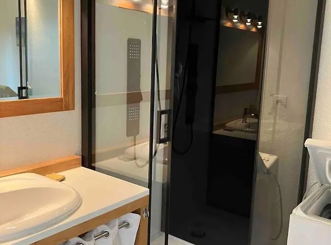 Dans Longere La Menitré